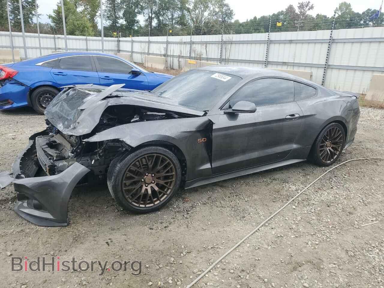 Photo 1FA6P8CFXF5330024 - FORD MUSTANG 2015