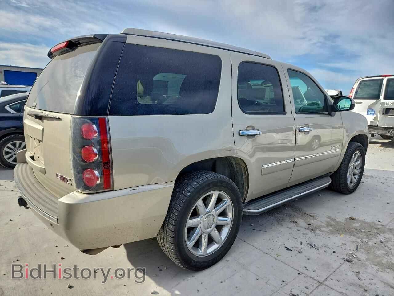 2013 GMC YUKON - VIN: 1GKS1EEF9DR330063 - Фото 3