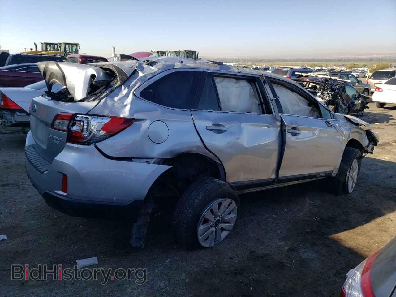 2017 SUBARU OUTBACK - VIN: 4S4BSACCXH3422085 - Фото 3