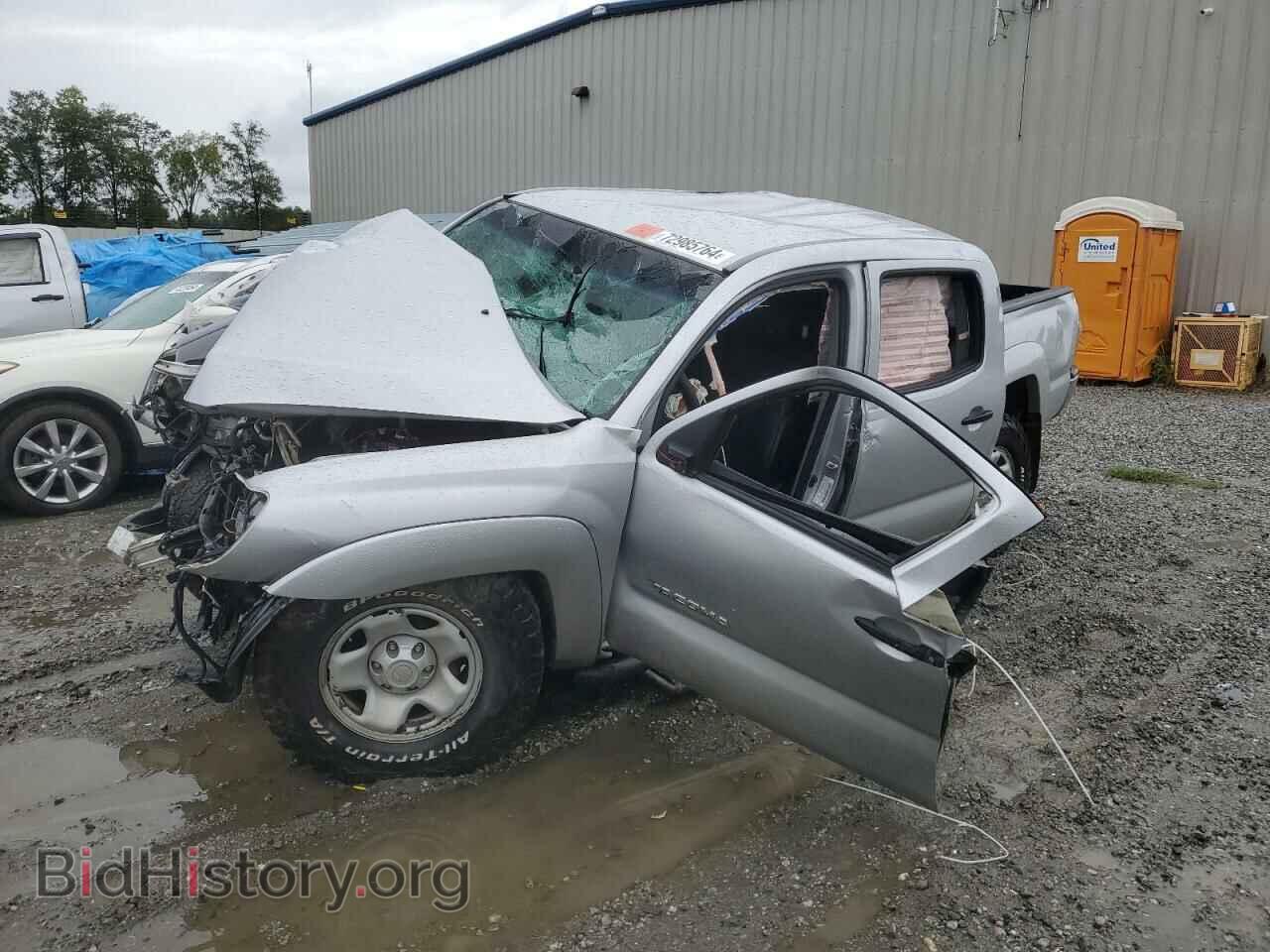 Photo 3TMLU4EN4BM076785 - TOYOTA TACOMA 2011