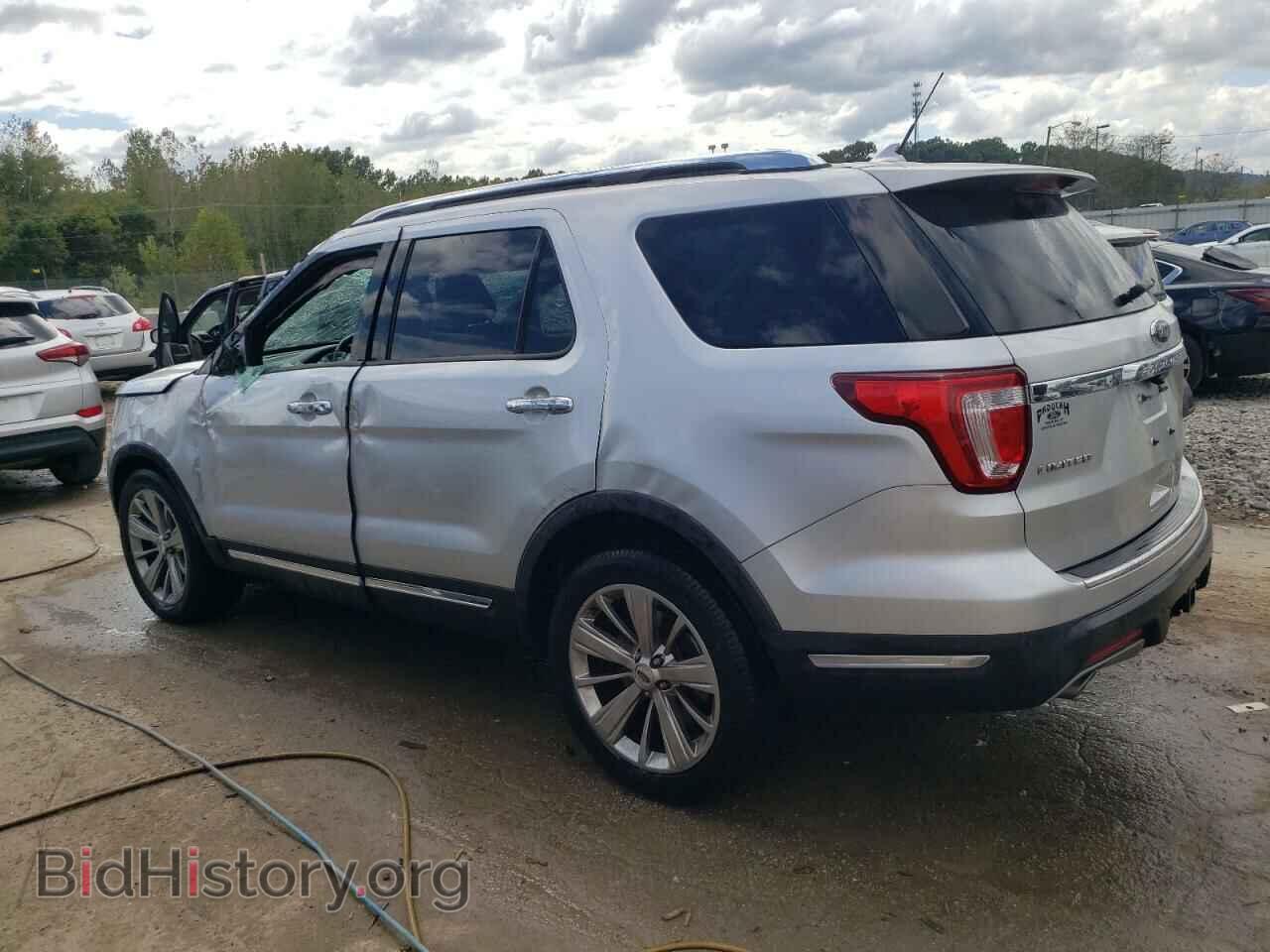 2018 FORD EXPLORER - VIN: 1FM5K7F81JGB53903 - Photo 2