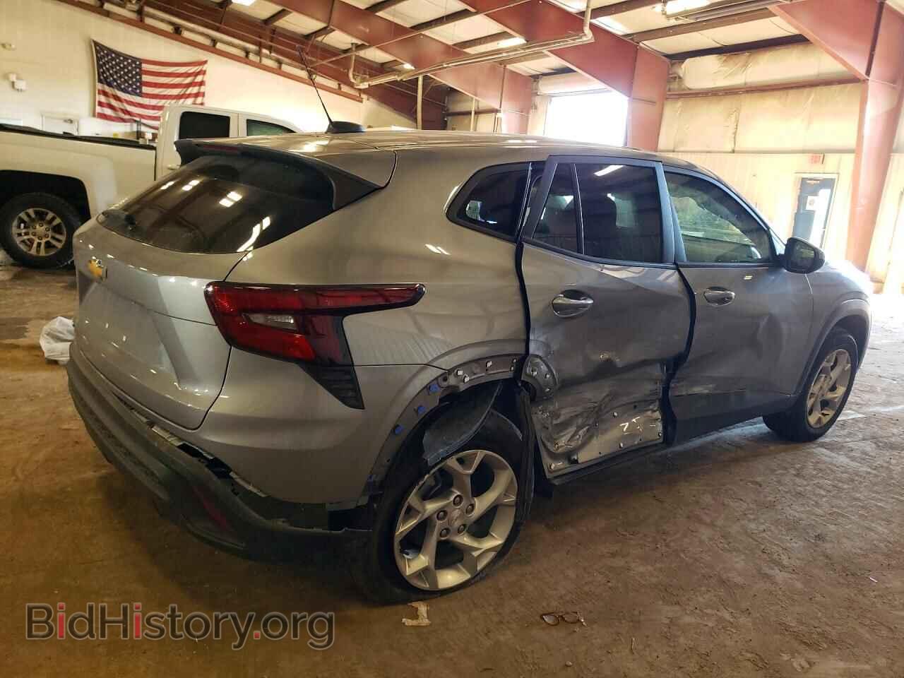 2024 CHEVROLET TRAX - VIN: KL77LFE28RC223785 - Фото 3