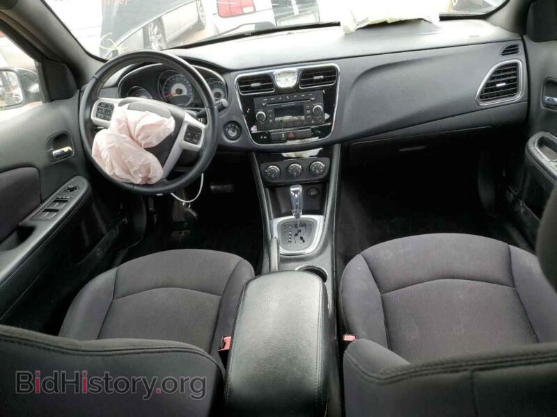 2013 Chrysler 200 (VIN 1C3CCBBB6DN600372) — photo 8 of 12
