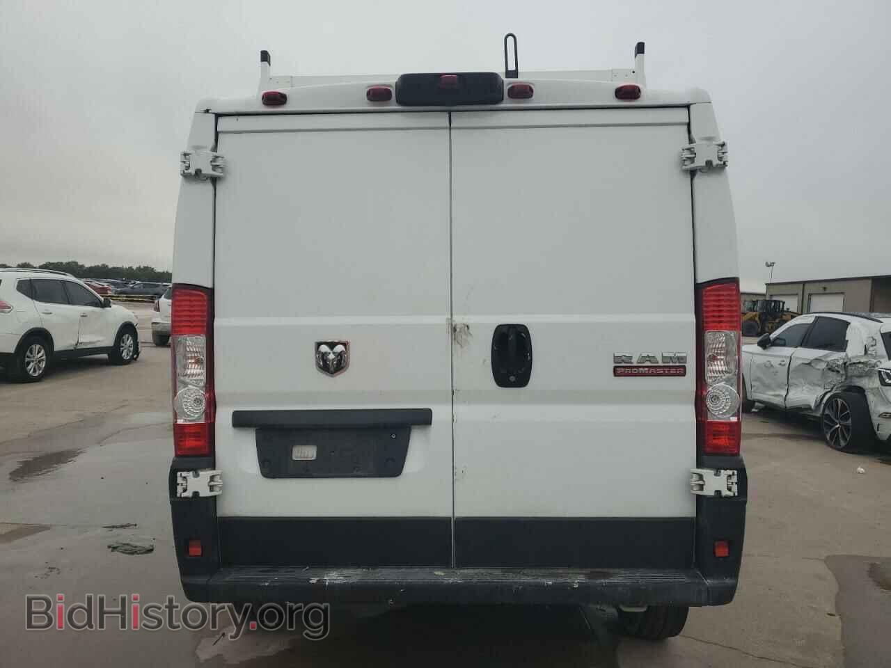 2020 RAM All Models - VIN: 3C6TRVAG2LE142557 - Фото 6