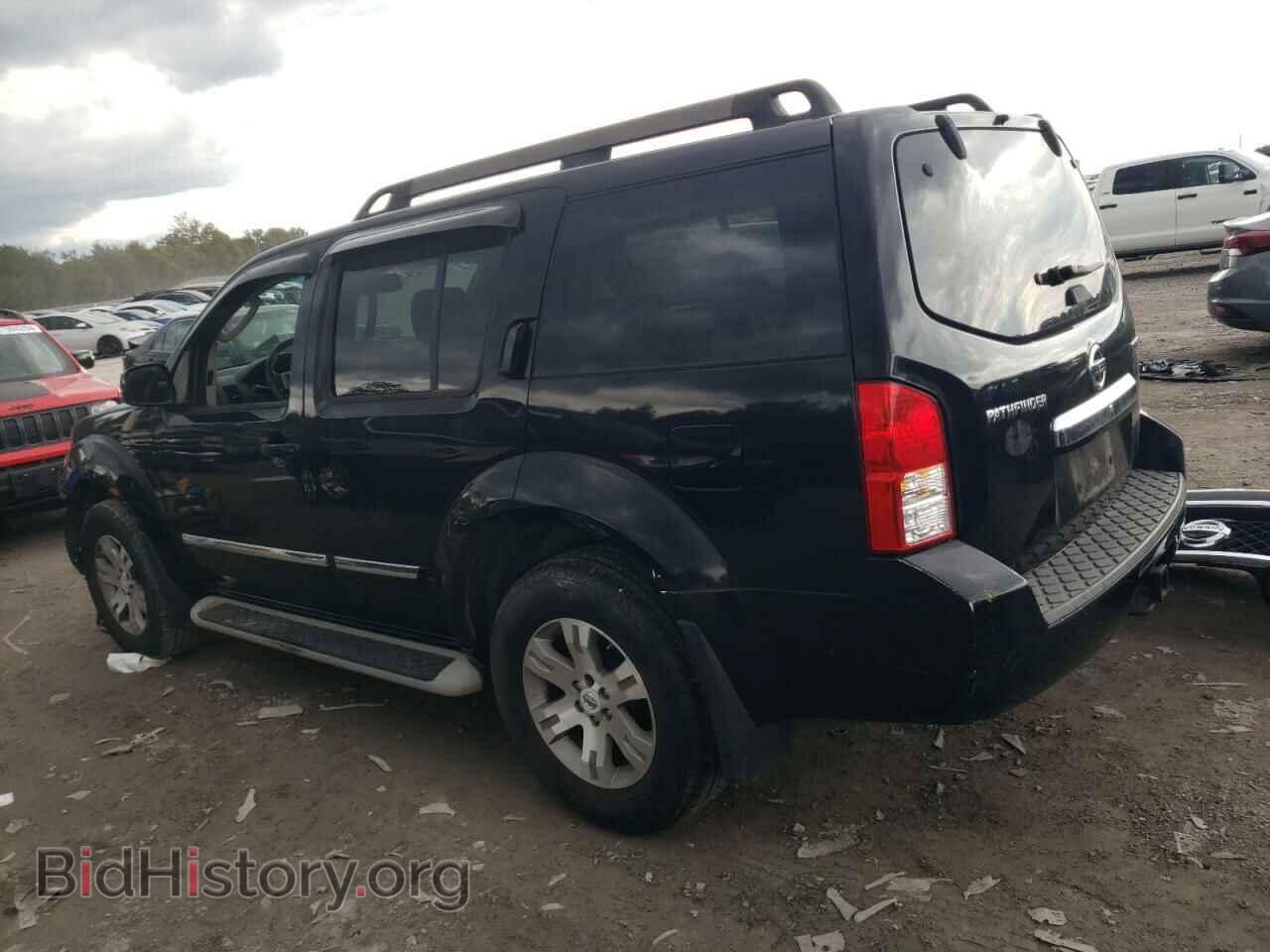 2011 NISSAN PATHFINDER - VIN: 5N1AR1NB1BC615065 - Фото 2
