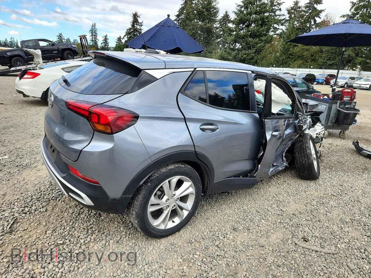 2022 Buick ENCORE (VIN KL4MMCSL7NB037566) — фото 3 из 13