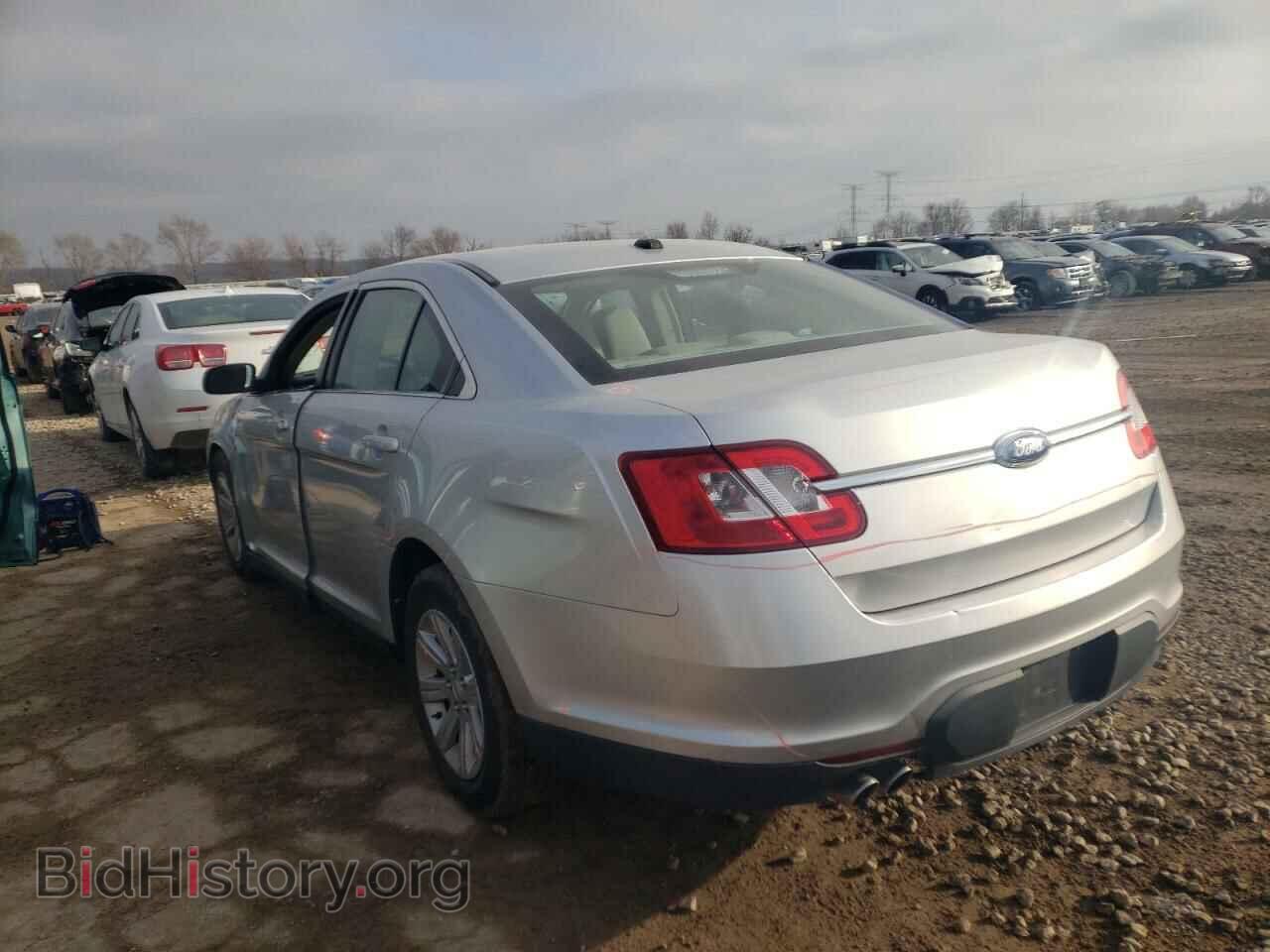2010 FORD TAURUS - VIN: 1FAHP2DW4AG111688 - Фото 2