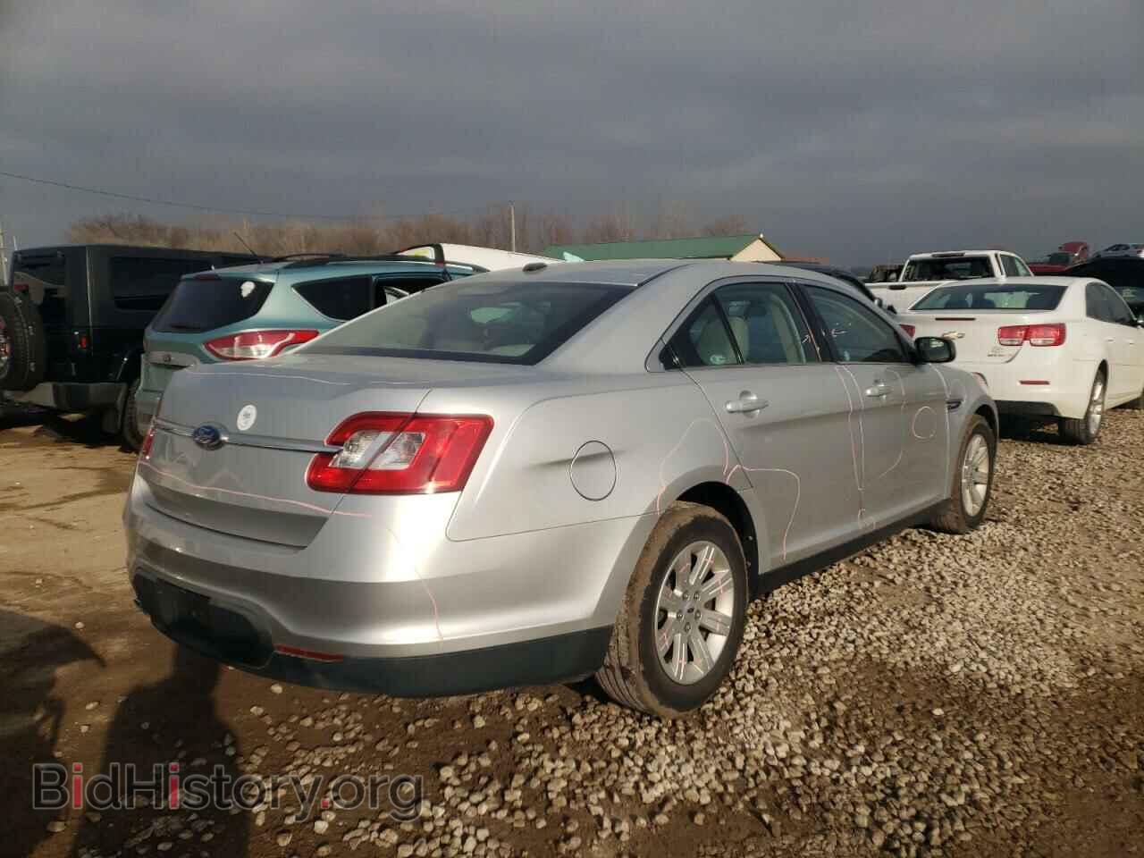 2010 FORD TAURUS - VIN: 1FAHP2DW4AG111688 - Фото 3