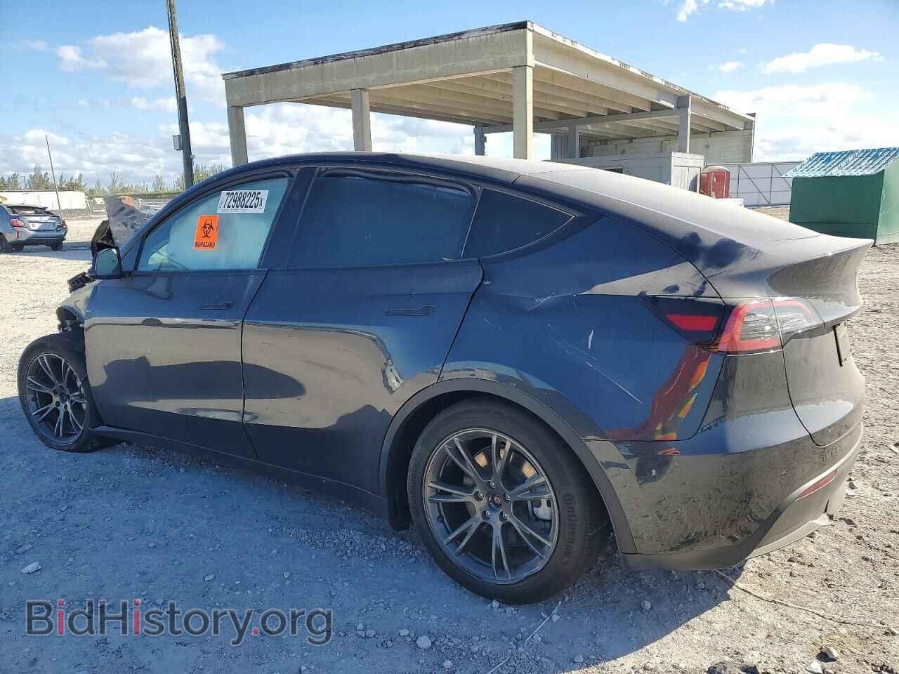 2024 TESLA MODEL Y - VIN: 7SAYGDED1RF105309 - Фото 2
