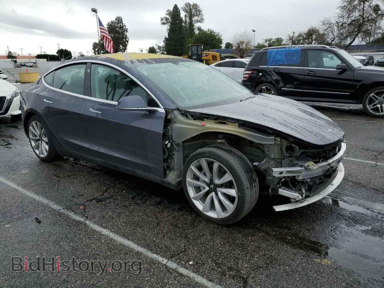 2018 TESLA MODEL 3 - VIN: 5YJ3E1EB8JF185402 - Photo 4