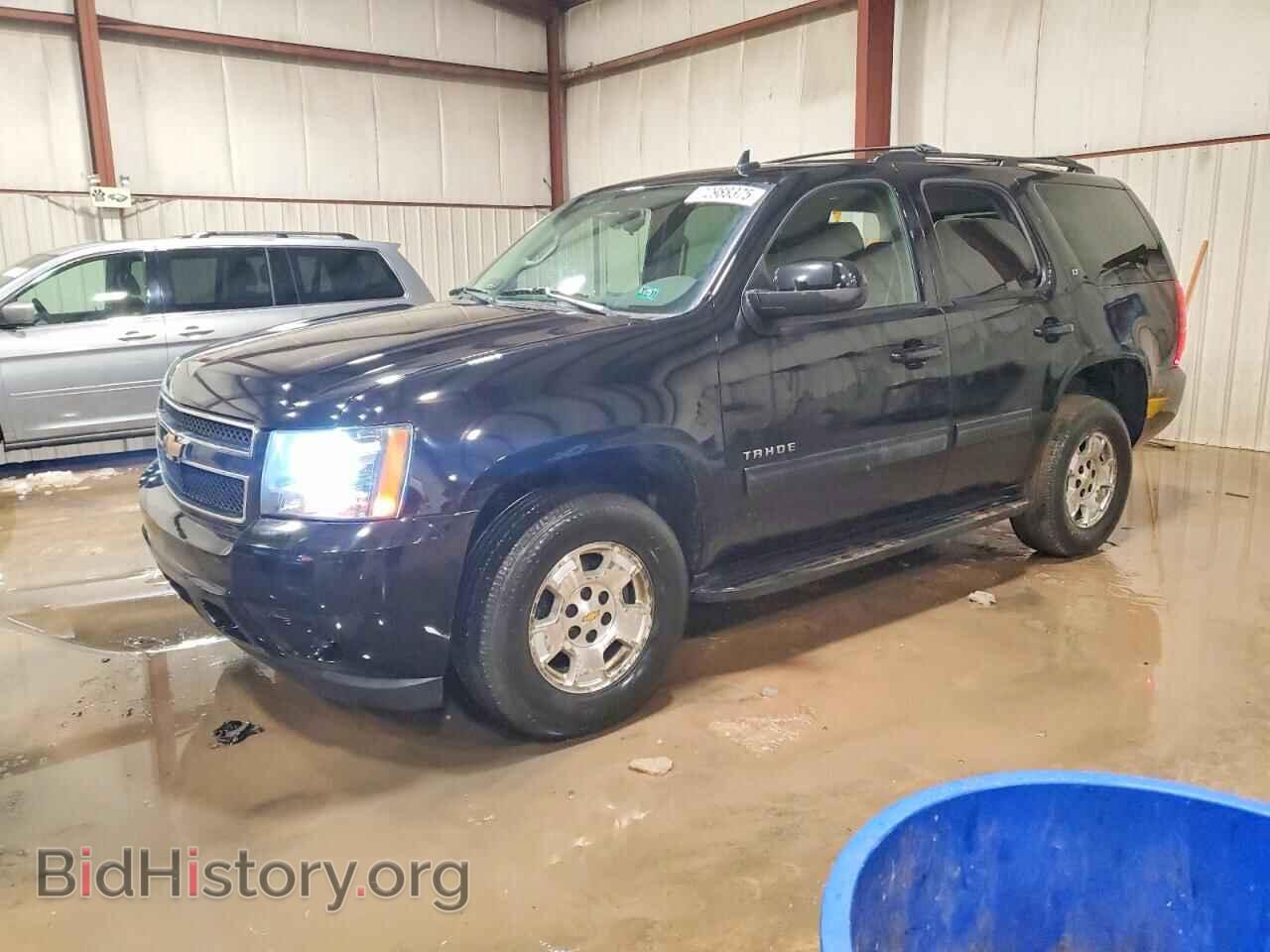 Photo 1GNSKBE01BR119589 - CHEVROLET TAHOE 2011