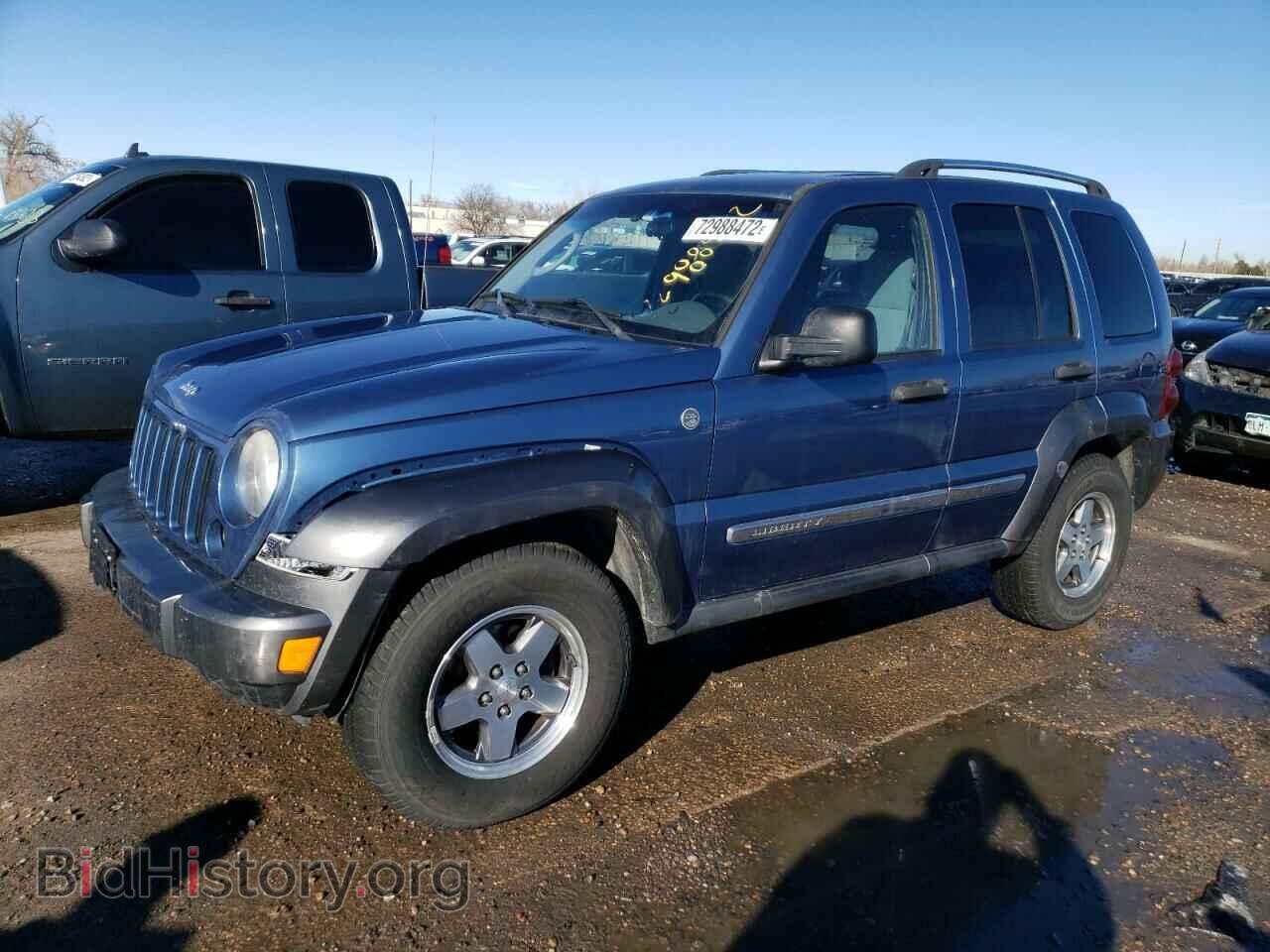 Photo 1J4GL48K06W146854 - JEEP LIBERTY 2006