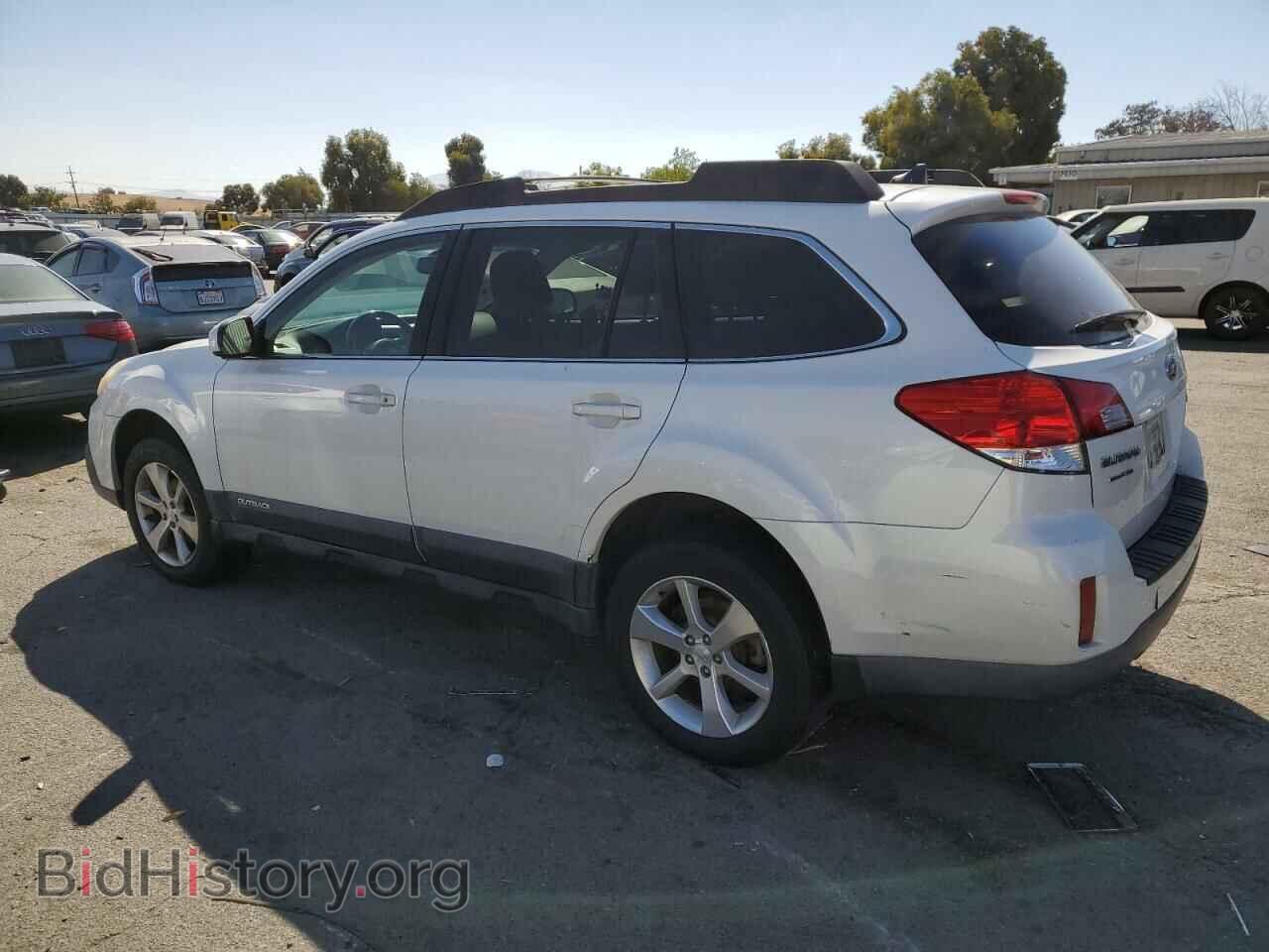 2014 SUBARU OUTBACK - VIN: 4S4BRBLC9E3210842 - Фото 2