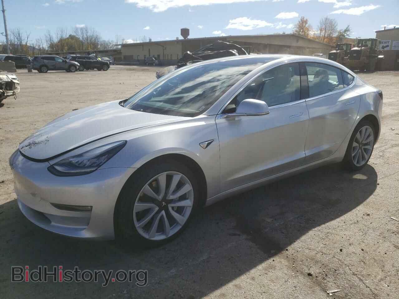 Фотография 5YJ3E1EB1KF213915 - TESLA MODEL 3 2019