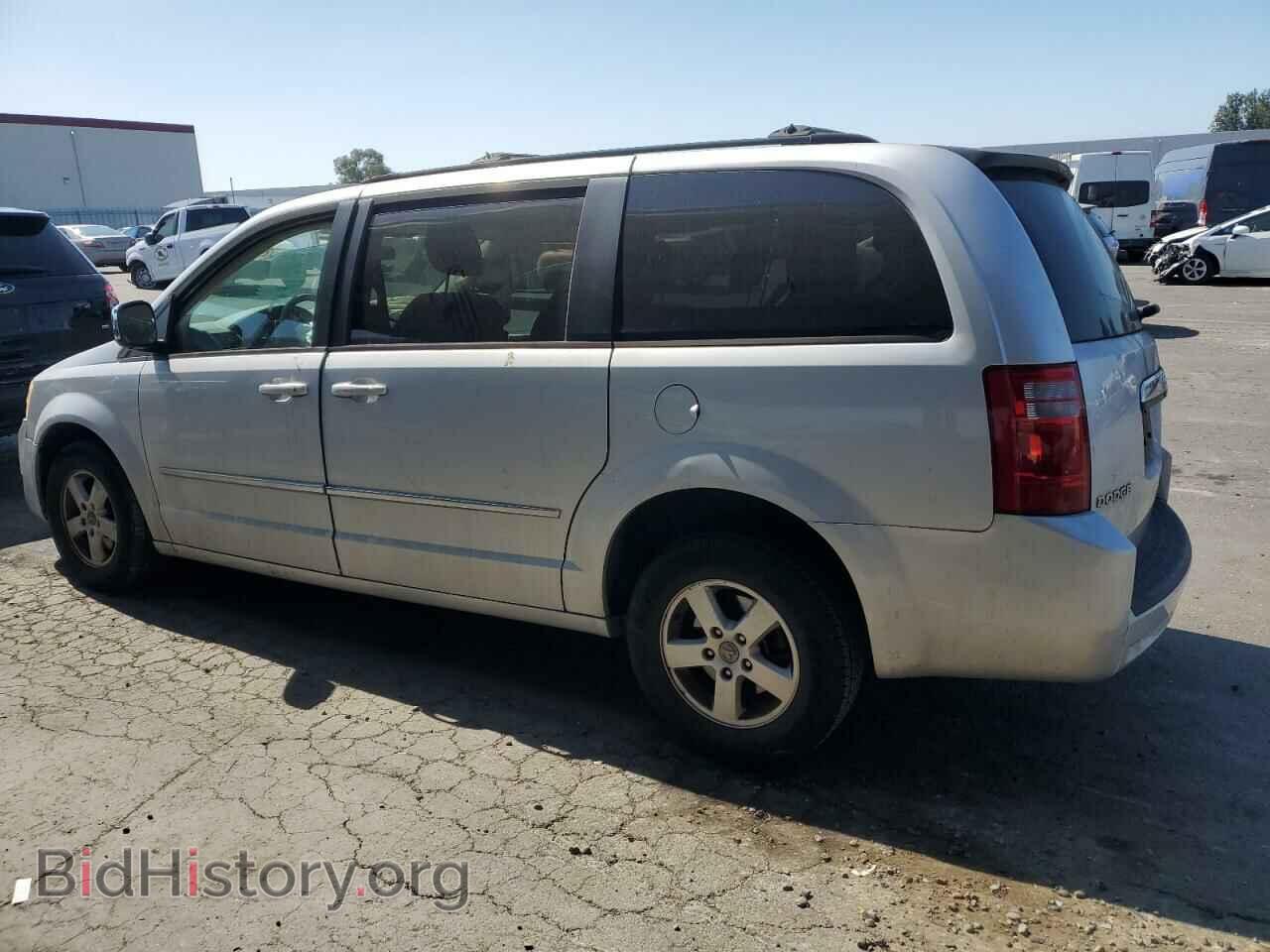 2010 DODGE CARAVAN - VIN: 2D4RN5D14AR203153 - Фото 2