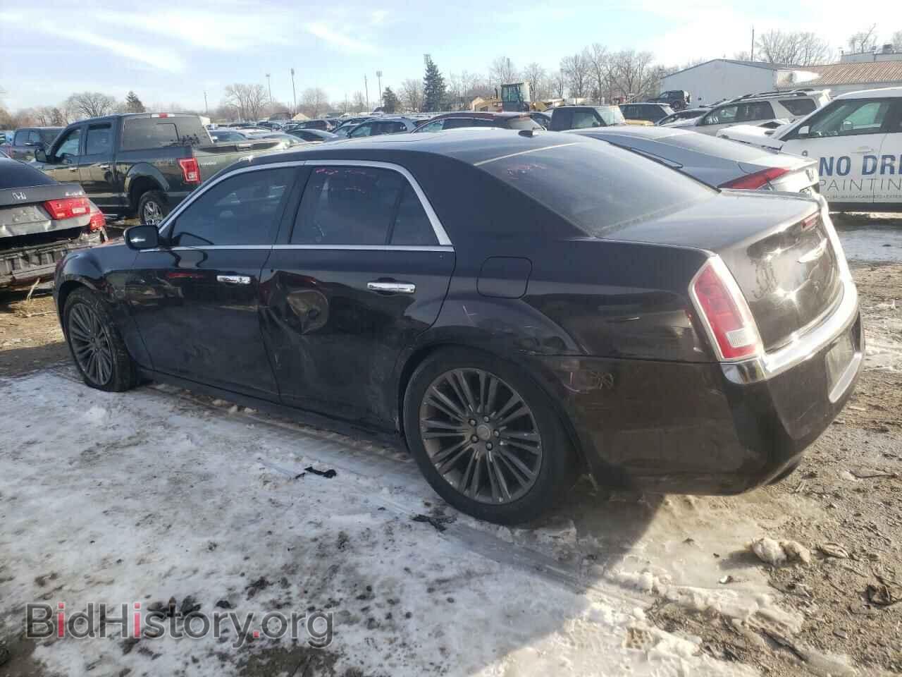 2012 CHRYSLER 300 - VIN: 2C3CCACG8CH252800 - Фото 2