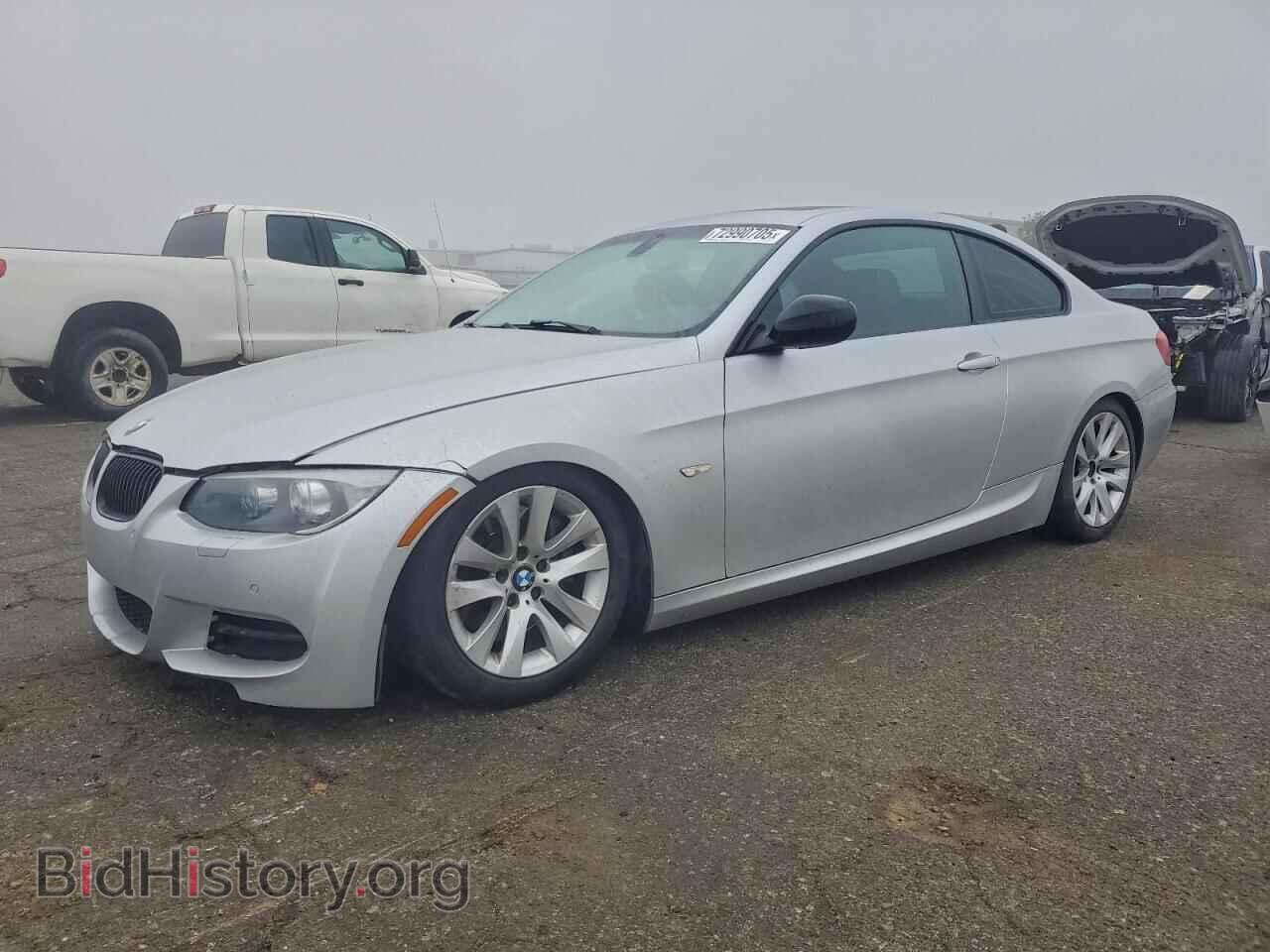 Photo WBAKG1C57BE618100 - BMW 3 SERIES 2011