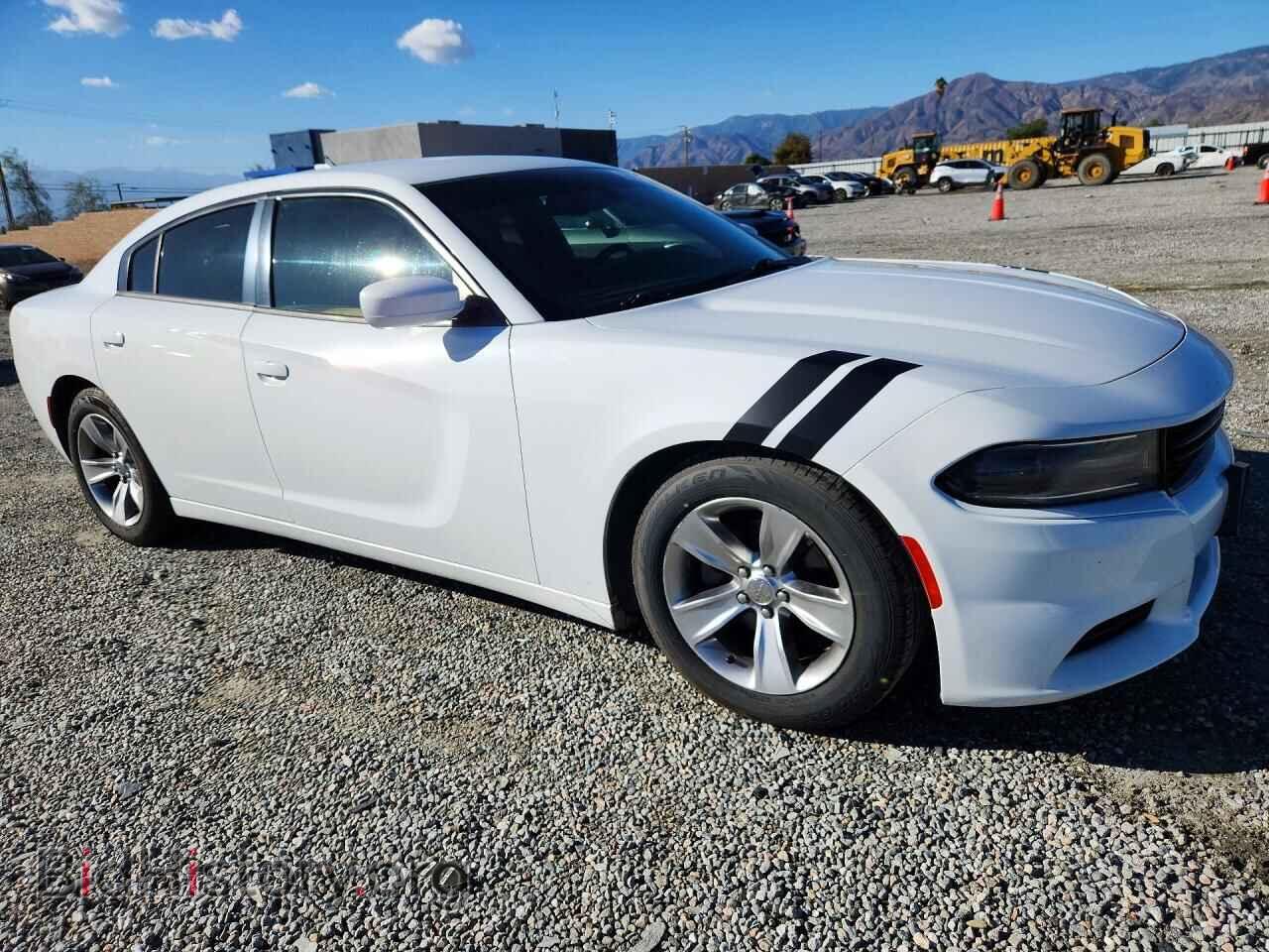 2016 DODGE CHARGER - VIN: 2C3CDXHG6GH323801 - Фото 4
