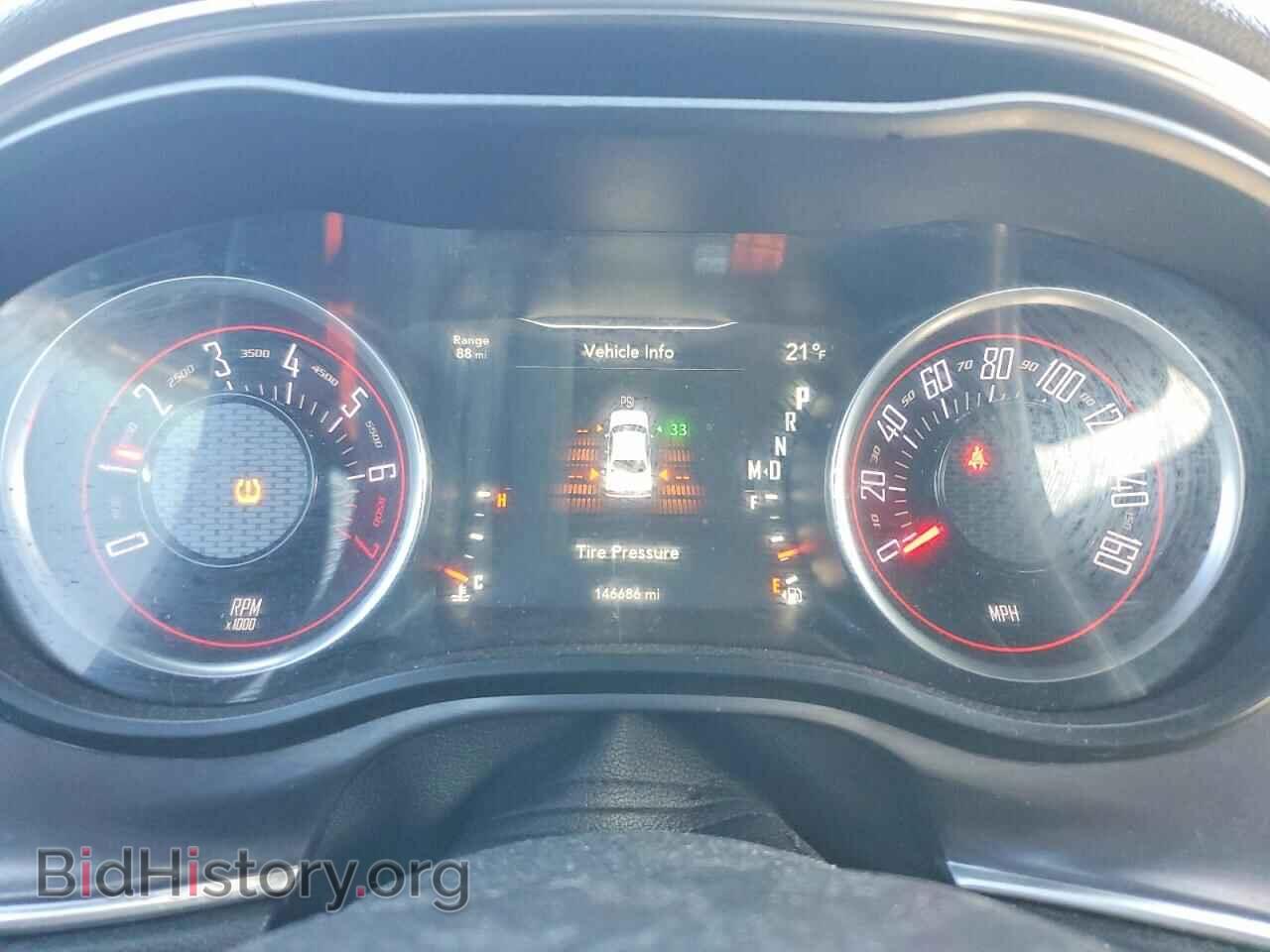 2016 DODGE CHALLENGER - VIN: 2C3CDZAG1GH352628 - Фото 9
