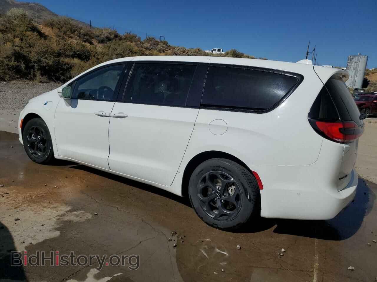 2022 CHRYSLER PACIFICA - VIN: 2C4RC1S76NR164090 - Фото 2
