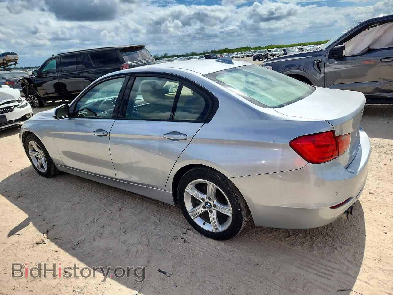 2012 BMW 3 SERIES - VIN: WBA3A5C59CFJ88837 - Фото 2