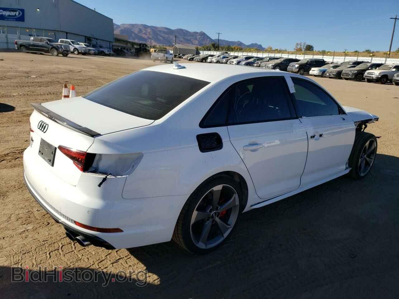 2018 AUDI S4/RS4 - VIN: WAUC4AF43JA005512 - Фото 3