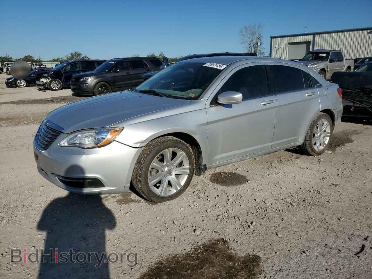 Фотография 1C3BC1FG5BN614675 - CHRYSLER 200 2011