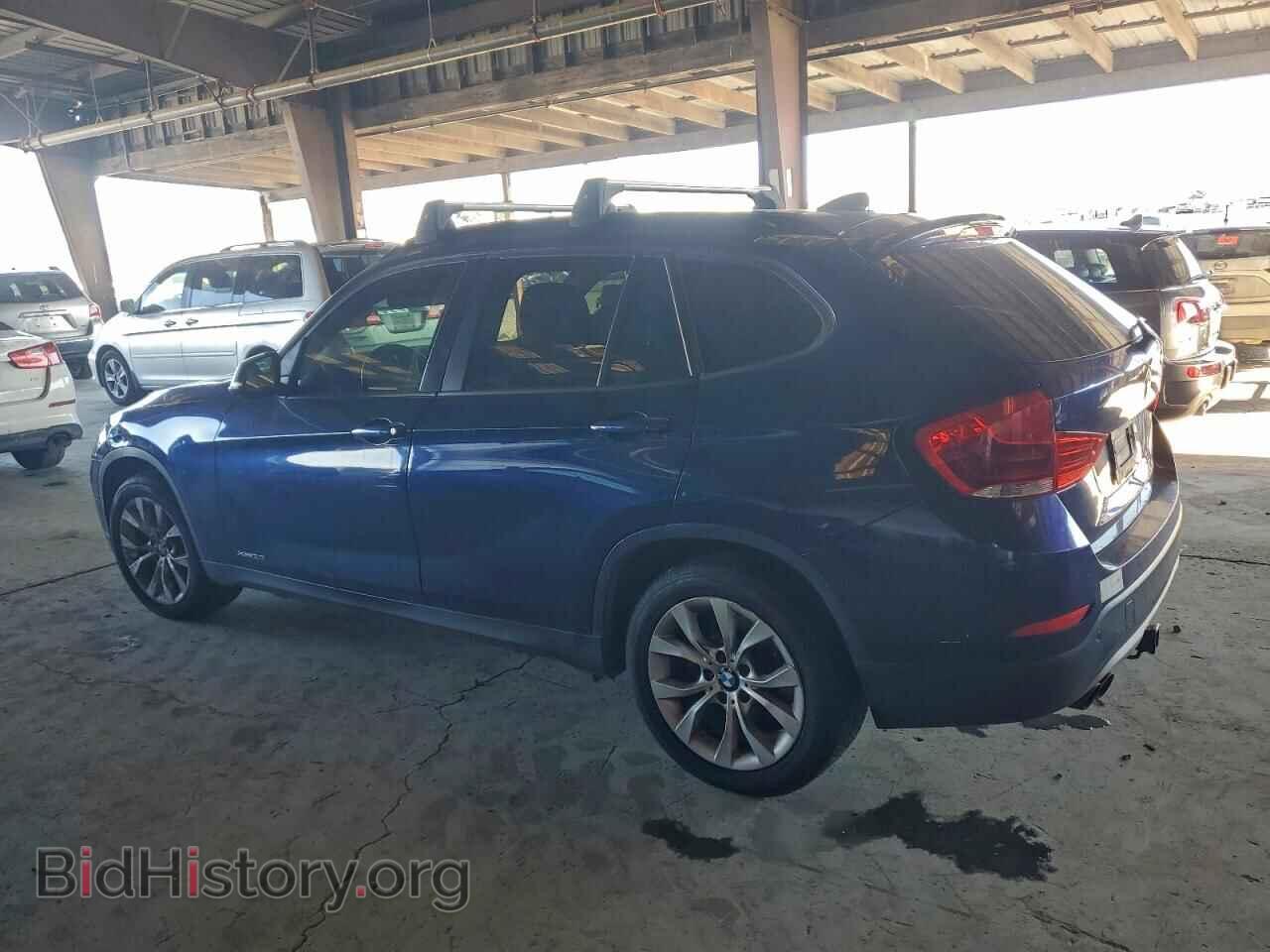 2013 BMW X1 - VIN: WBAVL1C52DVR85143 - Фото 2