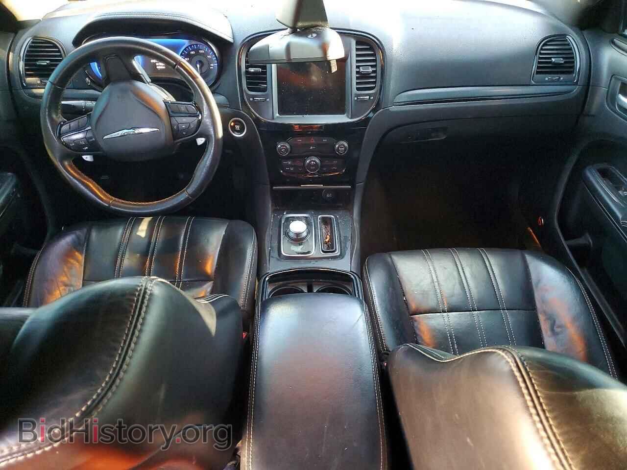 2016 CHRYSLER 300 - VIN: 2C3CCAGG4GH142326 - Фото 8