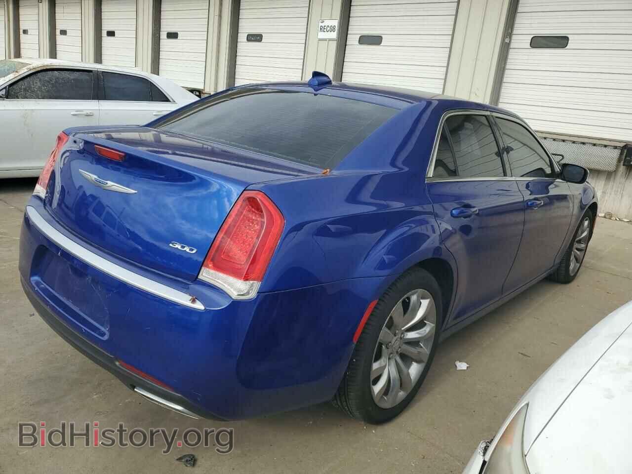 2018 CHRYSLER 300 - VIN: 2C3CCAAG9JH285790 - Фото 3