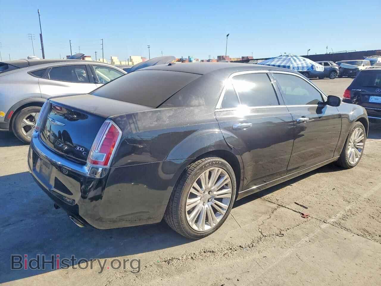 2011 CHRYSLER 300 - VIN: 2C3CA6CTXBH522320 - Фото 3