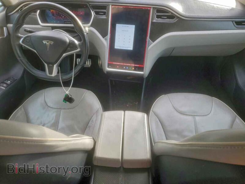 2013 Tesla MODEL S (VIN 5YJSA1CP6DFP14100) — photo 8 of 13