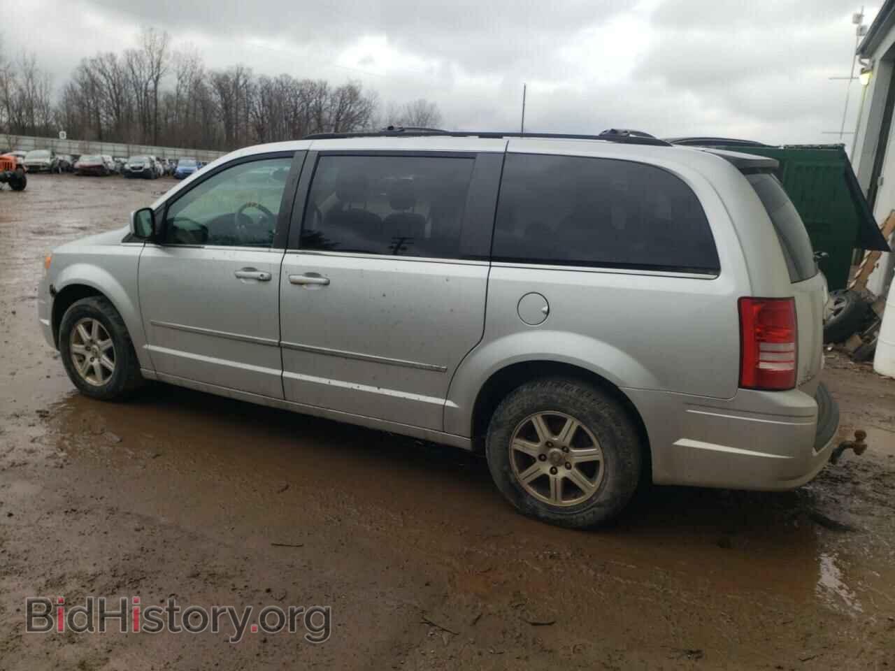 2010 CHRYSLER MINIVAN - VIN: 2A4RR5D14AR493177 - Фото 2