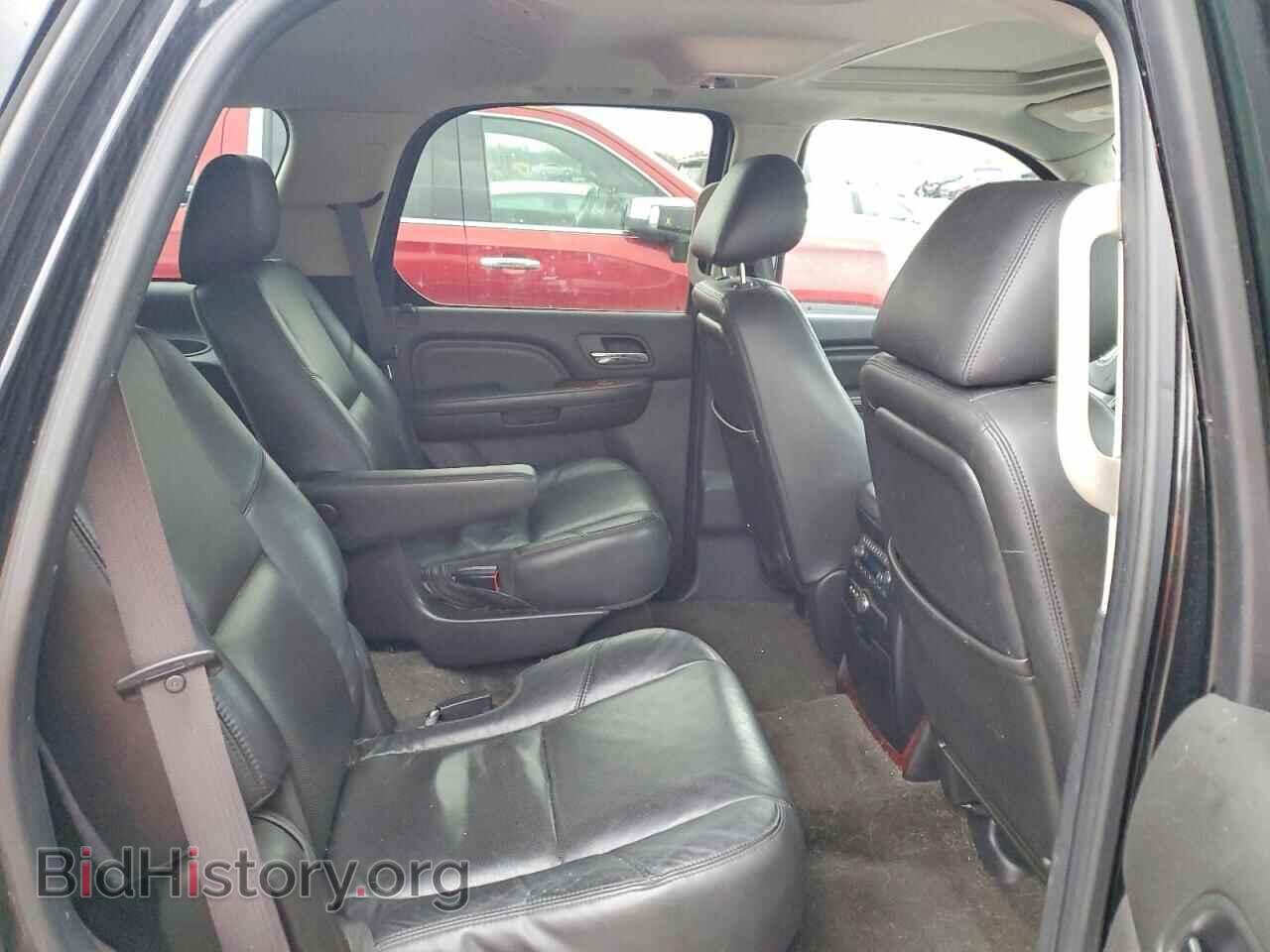 2011 CADILLAC ESCALADE - VIN: 1GYS4BEF2BR364984 - Photo 11