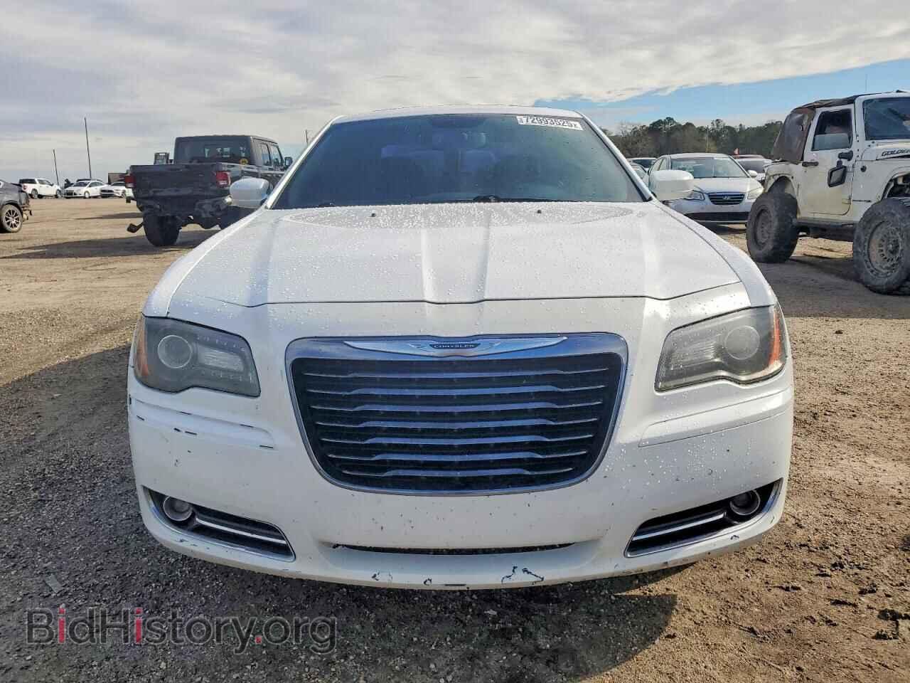 2014 CHRYSLER 300 - VIN: 2C3CCAGG8EH374358 - Фото 5