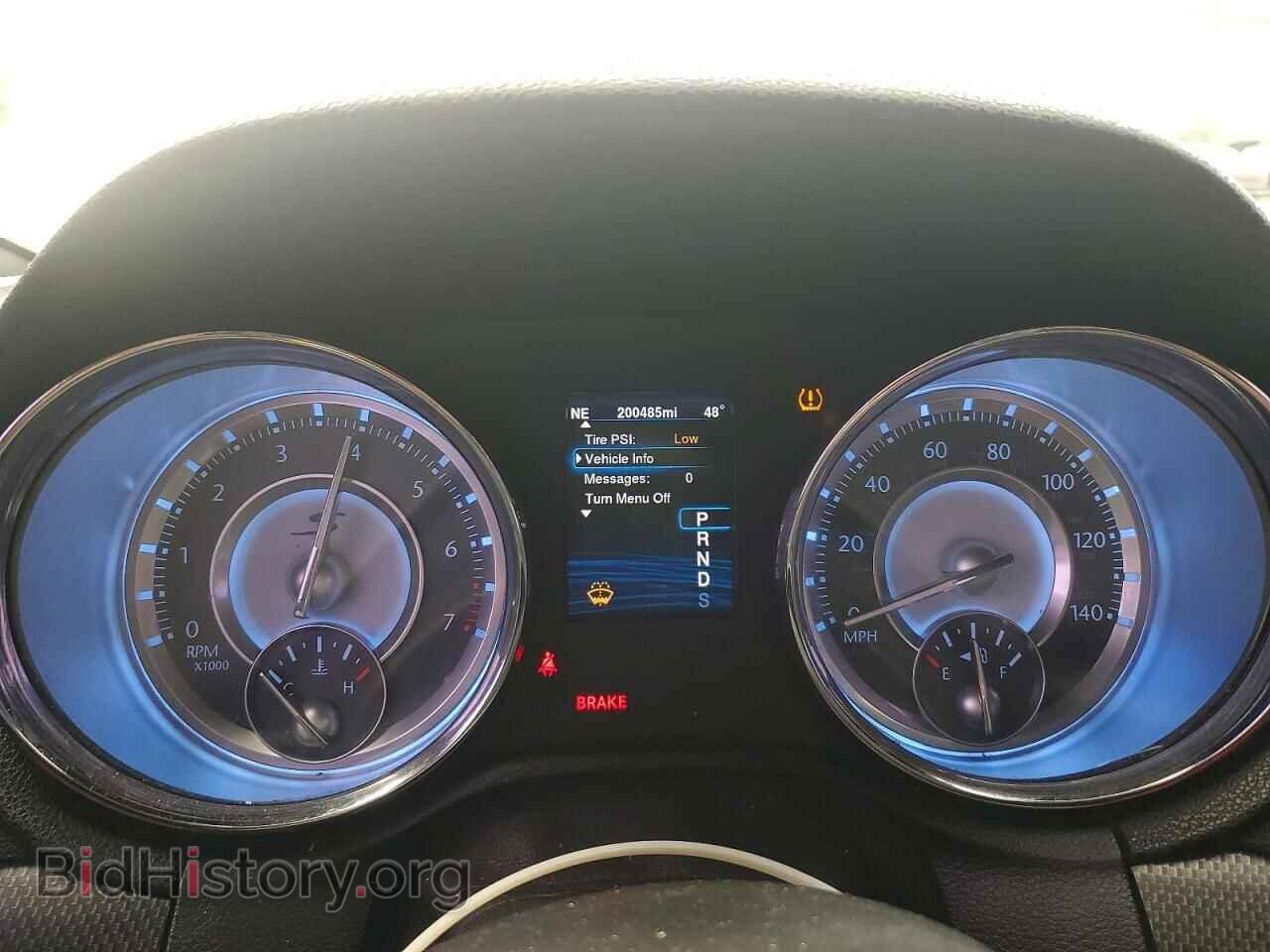 2014 CHRYSLER 300 - VIN: 2C3CCAGG8EH374358 - Фото 9
