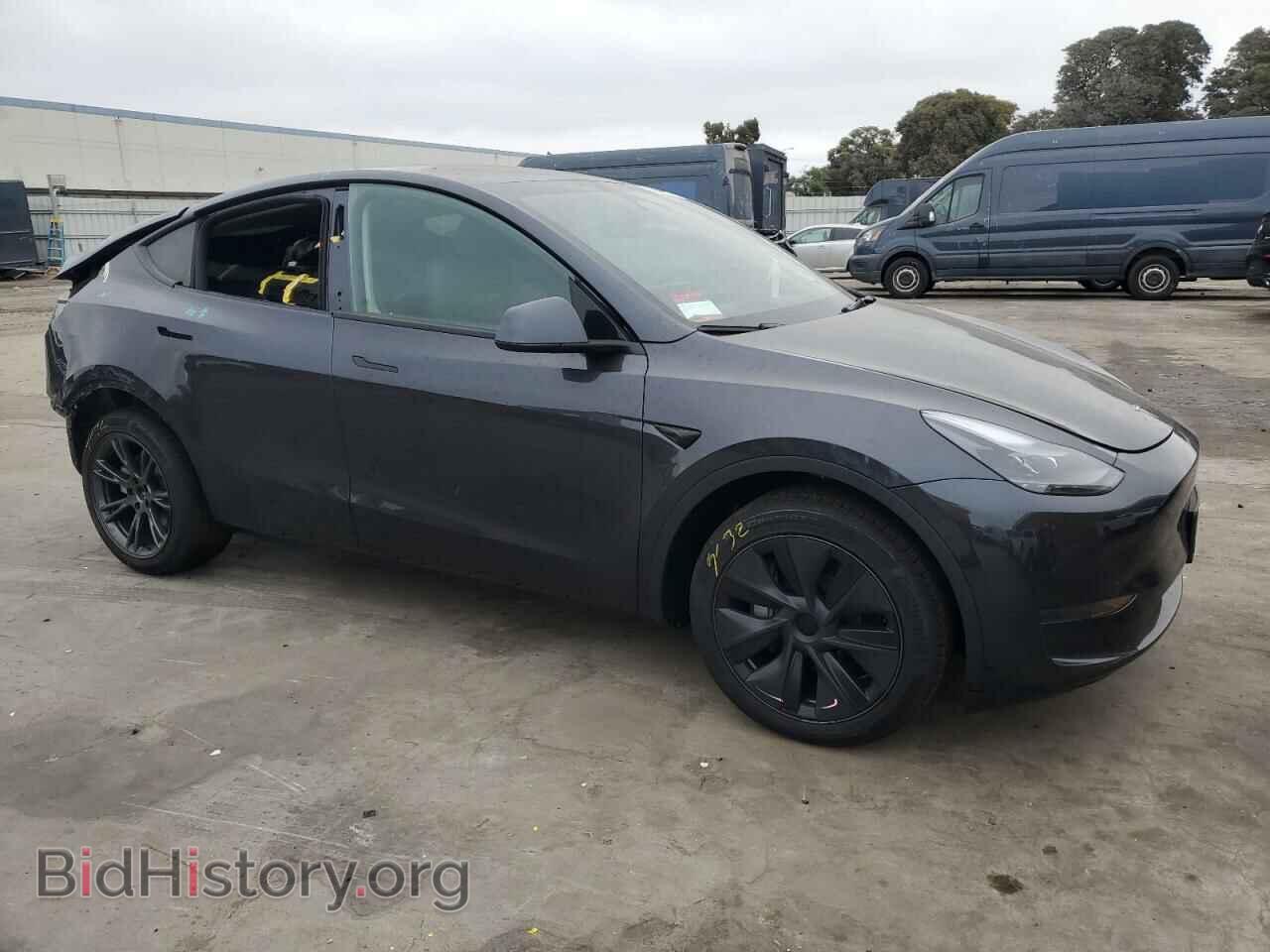 2024 TESLA MODEL Y - VIN: 7SAYGDED0RF109366 - Фото 4