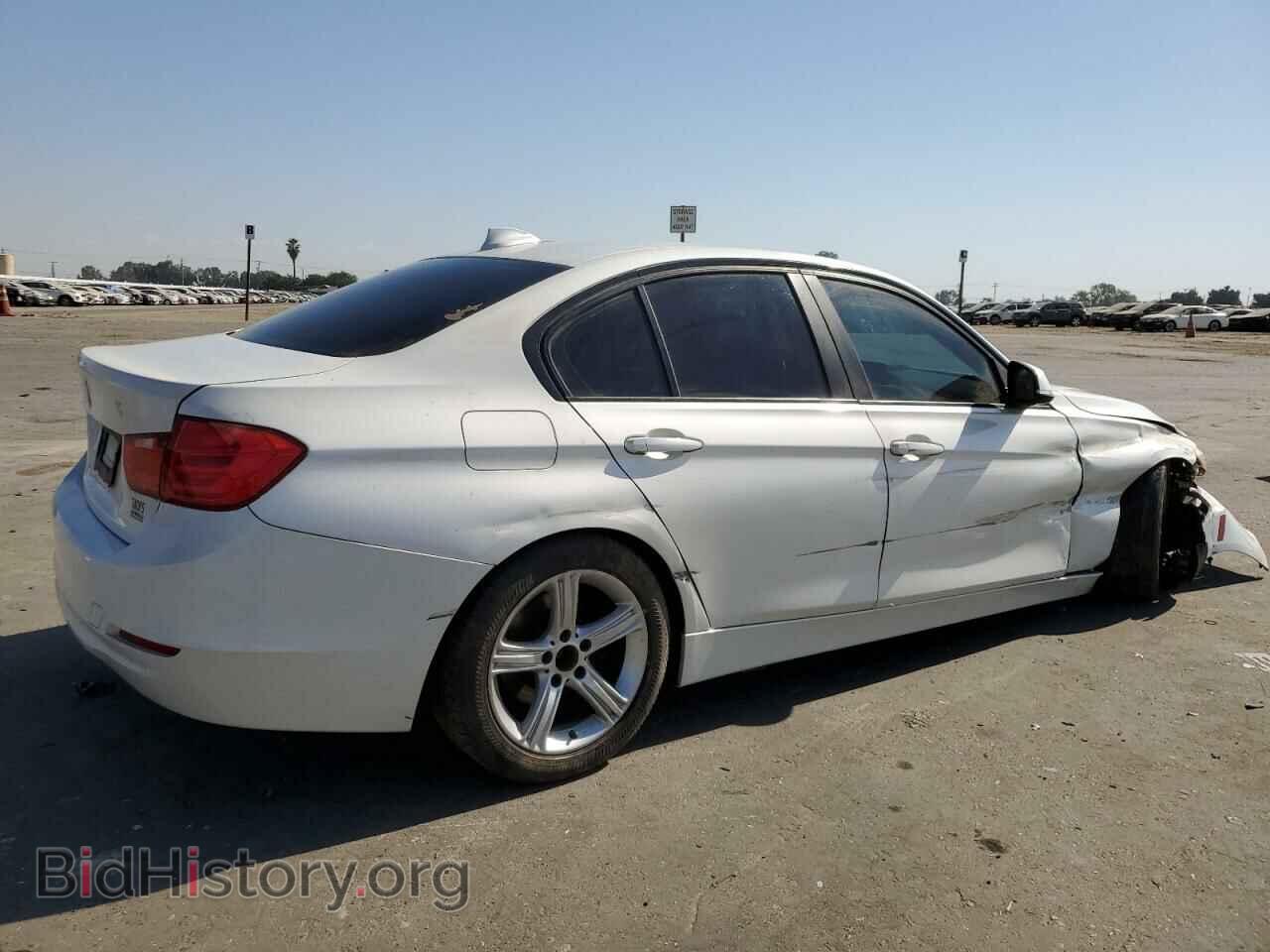 2013 BMW 3 SERIES - VIN: WBA3A5C53DF603104 - Фото 3