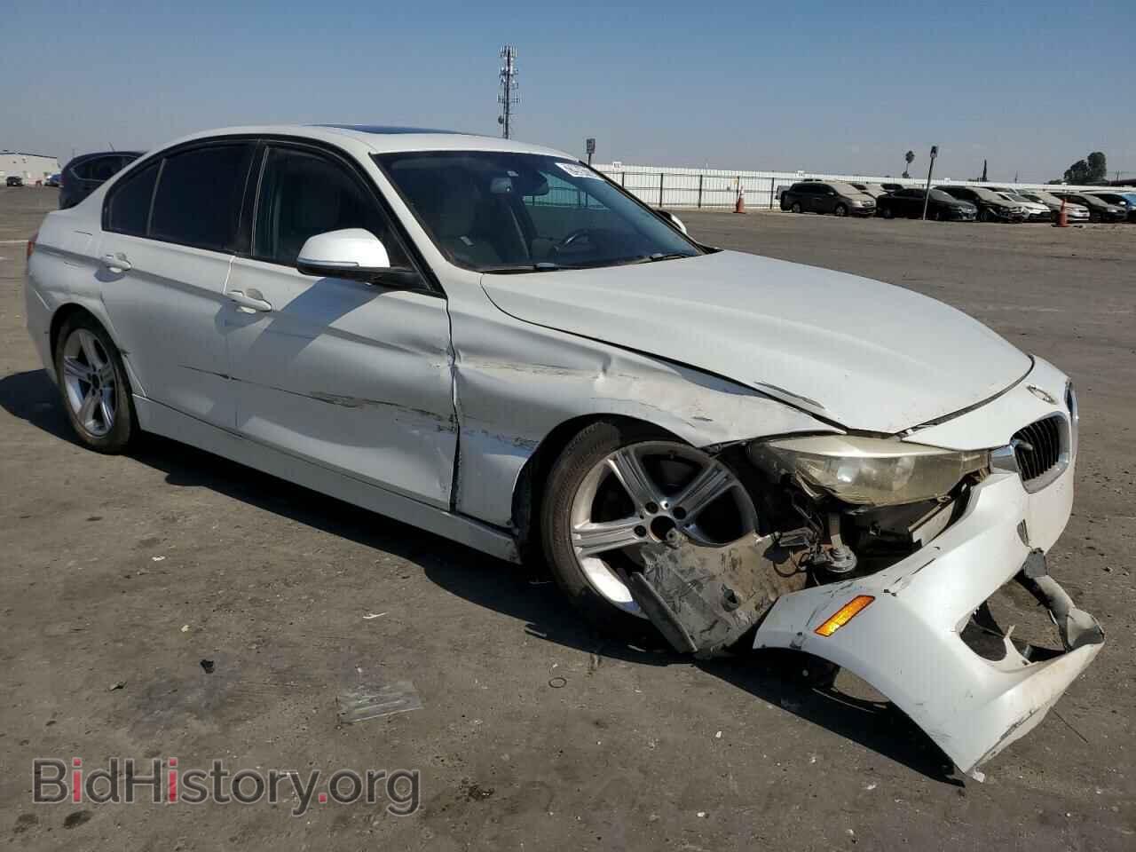 2013 BMW 3 SERIES - VIN: WBA3A5C53DF603104 - Фото 4