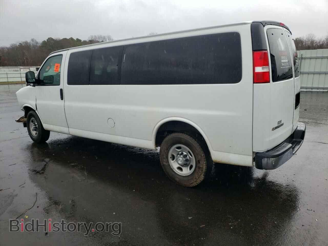 2017 CHEVROLET EXPRESS - VIN: 1GAZGPFG5H1337410 - Фото 2