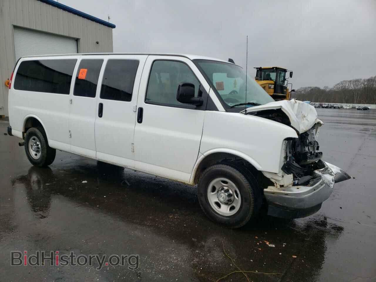 2017 CHEVROLET EXPRESS - VIN: 1GAZGPFG5H1337410 - Фото 4
