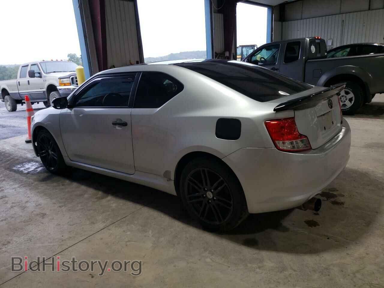 2011 TOYOTA SCION - VIN: JTKJF5C75B3020540 - Фото 2