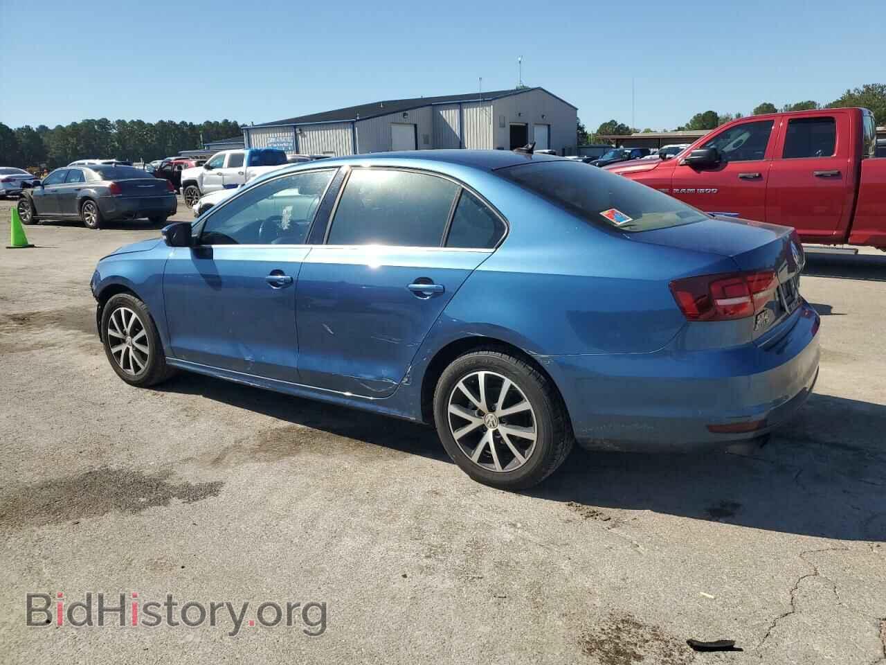 2017 VOLKSWAGEN JETTA - VIN: 3VWDB7AJ8HM291994 - Фото 2