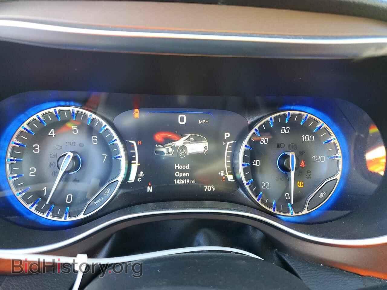 2017 CHRYSLER PACIFICA - VIN: 2C4RC1EG0HR679408 - Photo 9