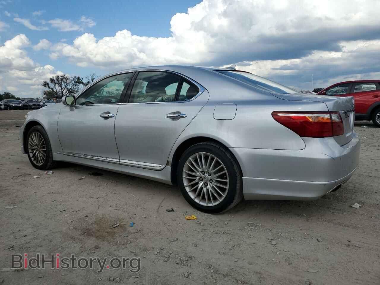 2012 LEXUS LS460 - VIN: JTHBL5EF5C5108632 - Photo 2