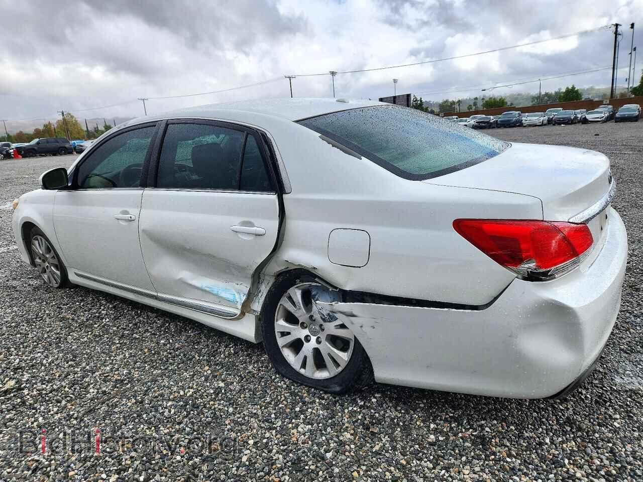 2011 TOYOTA AVALON - VIN: 4T1BK3DB6BU418778 - Фото 2