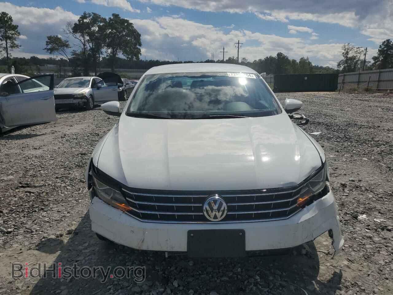 2017 VOLKSWAGEN PASSAT - VIN: 1VWAT7A30HC025243 - Фото 5