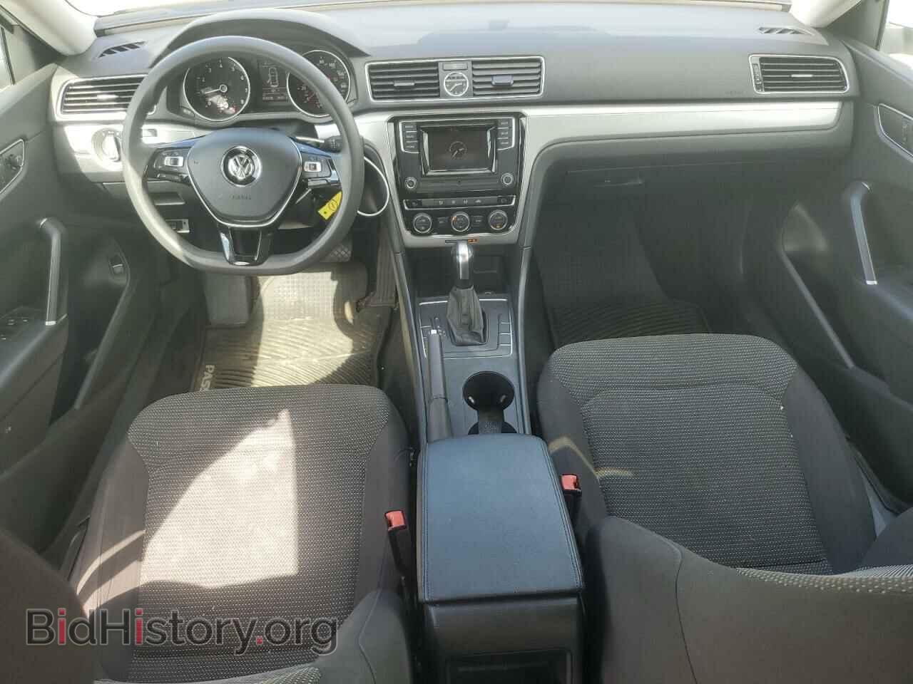 2017 VOLKSWAGEN PASSAT - VIN: 1VWAT7A30HC025243 - Фото 8