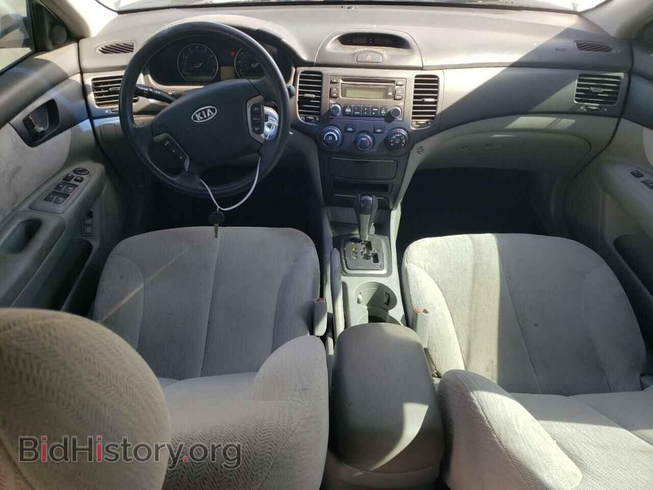 2007 KIA OPTIMA - VIN: KNAGE123975157047 - Фото 8