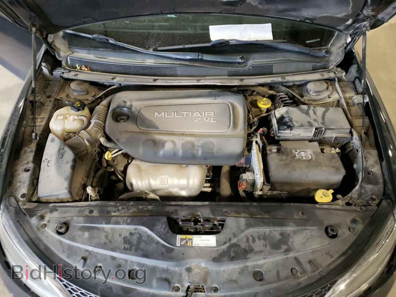 2016 CHRYSLER 200 - VIN: 1C3CCCAB3GN136548 - Фото 11